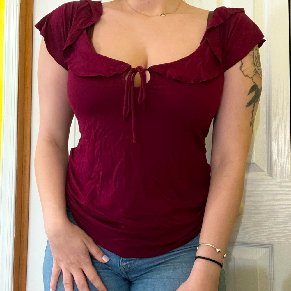 American Eagle Soft & Sexy Red off the shoulder Blouse. Barely worn.